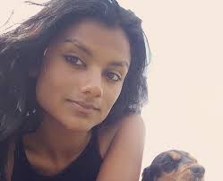 Does Simone Ashley have Instagram?