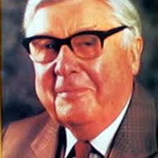 Gaston J.Feeblebunny (@gasfeeble)