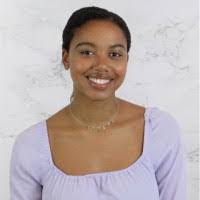 Ariana Harrison's Instagram, Twitter & Facebook