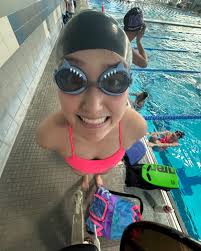 Hey everyone it's Lauren! This summer I started off with having knee  surgery and it went very well and I'm in recovery! I've been teaching swim  lessons and swimming with my club