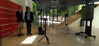 He manages the austria u21 national team and has previously managed kapfenberger sv, sv mattersburg and grazer ak. Magazin Exploreal