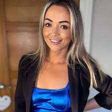 Cork mum Leah dropped a massive 11 stone in one year following a gastric  bypass