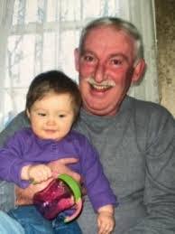 Leslie Moffatt's Instagram, Twitter & Facebook