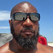 Alice Walton says America's health care system is near collapse. ⁠ She's  using her fortune to fight rural “health care deserts” through her  Heartland Whole Health Institute and new medical school.⁠ ⁠ (