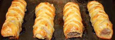 Lets prepare large homemade sausage rolls : How To Make Sausage Rolls A Deliciously Easy Recipe With Ready Made Puff Pastry Delishably