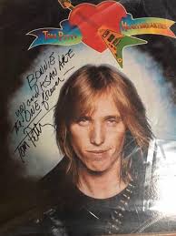 SHE'S A GOOD GIRL LOVES HER LLAMA CHEEZ-IT LOVES CHEEZ-ITS, AND ASPARAGUS  TOO