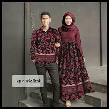 30 inspirasi model baju batik couple untuk tunangan terbaru. 20 Trend Terbaru Baju Couple Untuk Tunangan Lamaz Morradean