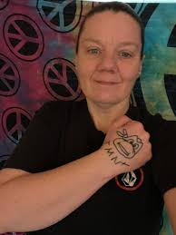 KIDS LOVE COMICS GUEST!!! Tanner Geesey is a creative storyteller who  specializes in family-friendly comic books and content. Known for his  original character, No. 2 Pencil Man, and his comic book series