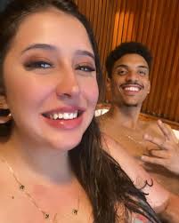 Temos de nos entregar para e por nossas esposas. Temos de vê-las não só  como nossas esposas, mas como nós!” Voddie Baucham Jr.