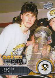 Those guys are like 100 years old now. 2014 15 Upper Deck Series 2 Day With The Cup Flashbacks Info