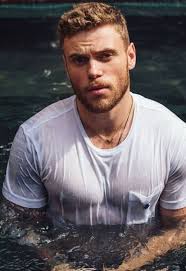 Gus Kenworthy Camiseta Mojada Cuerpo Hermoso Barba