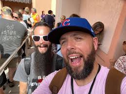 I love the Dollywood train 🚂 but I miss the show in the middle! I do wish  they would bring back the little Wild West show they once had.