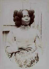 Portrait Of A Beautiful Sakalava Woman From Madagascar Circa 1900 Victorianera Black Hair History African Braids Hairstyles Pictures African Hairstyles