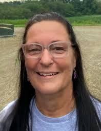 Lynette Schwartz's Instagram, Twitter & Facebook