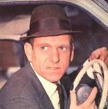 Who is Leonard Teale dating? Leonard Teale girlfriend, wife