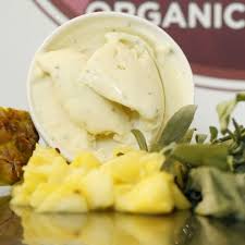 Rosa Canina Spitzenmassiges Bio Eis Das Ganze Jahr Berlin Creme Guides Lebensmittel Essen Berlin Essen Eggs Benedict