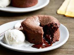 Just because the pioneer woman obviously likes to cook heavier home style food doesn't mean that she still can't come up with a heck of a salad. Pioneer Woman S Top Dessert Recipes Cookies Pies And Brownies The Pioneer Woman Hosted By Ree Drummond Food Network