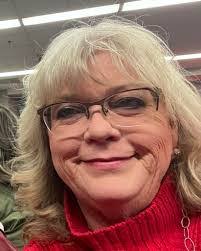 Kimberly Vangilder's Instagram, Twitter & Facebook