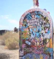 Save Yourself I Ll Hold Them Back My Chemical Romance Mcr It Ain T About All The Friends You Ve Made But The Graffiti They Write On Your Grave Save Yourself I Ll Hold The My Chemical Romance Mcr Punk Music