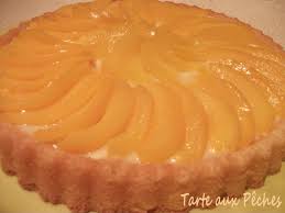 Bonjour Voici Une Delicieuse Tarte Aux Peches Douce Et Rafraichissante Elle Finit En Beaute Et En L Tarte Aux Peches Recette Tarte Aux Peches Recette Facile