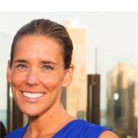 Elizabeth Pultz's Instagram, Twitter & Facebook