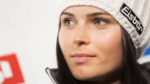 Born in hallein, veith is from the village of adnet in salzburg and made her world cup debut at age 17 in november. Wintersport Ski Star Anna Veith Beendet Ihre Karriere