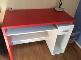 Bureaux de télétravail fonctionnels pour un espace ordonné et structuré. Achetez Bureau Enfant Ikea Occasion Annonce Vente A Morangles 60 Wb152240899