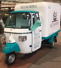 Gerne stehen wir auch bei allen fragen telefonisch für sie bereit! Das Tuk Tuk Ist Charmant Die Piaggio Ape Bietet Design Im Dienst Der Unternehmen