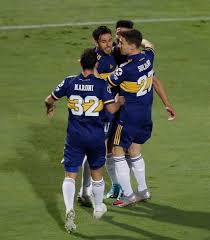 Algunos festejaron, gritando los goles, alabando figuras como ponzio y compañía, y otros se fueron enojados, por lo hecho por central, sobre todo en el segundo tiempo. Boca Juniors On Twitter El Grito De Gol De Totosalvio8