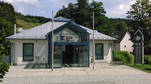 Weshalb sollten sie ihre immobilie über einen makler verkaufen? Vr Bank Oberfranken Mitte Eg Geschaftsstelle Tettau In 96355 Tettau