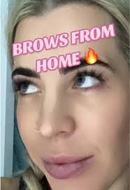 A great way to save money, is by DIY! It’s super quick & easy too 🩷🩷🩷  #browsfromhome