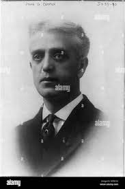 Left facing portrait hi-res stock photography and images