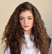 Blond or fair hair, also blonde, is a hair color characterized by low levels of the dark pigment eumelanin. Lorde Wiki Age Net Worth Boyfriend Family Biography More Thewikifeed