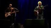 On 2 december 2012 fontayne played lead electric guitar for ann and nancy wilson's version of stairway to heaven with jason bonham taking his father's position on drums honoring the remaining members of led zeppelin at the kennedy center. Shane Fontayne Live Youtube