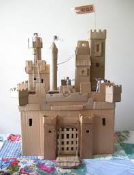 Papier ist nicht nur zum schreiben da und in verschiedensten stärken, mustern. 15 Toys You Can Make With Cardboard Karton Basteln Burg Bauen Ideen Zum Selbermachen Fur Kinder