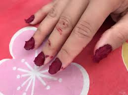 Anda bisa menggunakan cara membagi kertas tersebut disesuaikan dengan ukuran kertas yang akan anda gunakan, misalnya a4, legal, folio /f4, dan lain sebagainya. Gadis Ajar Diy Inai Dengan 3 Bahan Saja Dijamin Halal Paling Penting Boleh Bawa Solat