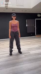 Dua lipa • 2.383 pin. Dua Lipa Hungary On Twitter Dualipa Doing The Wap Dance Via Tiktok 27 08 Iamcardib