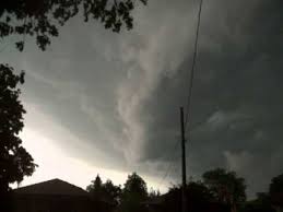 A tornado touched down in a city about an hour north of toronto thursday afternoon. Tornado Warning June 17th 2014 Toronto 1 Youtube