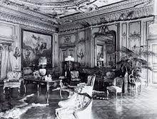 William vanderbilt's petit chateau by richard morris hunt was demolished in 1962 to make way for the store. William K Vanderbilt House Wikipedia