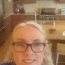 Open House 3106-81 St SW Beautiful chef's kitchen, professional grade  appliances and large island. Come check it out!!