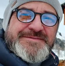 He is an editor and actor, known for kristián (1939), prazske noci (1969) and nebe a dudy (1941). Jan Kohout Realjankohout Twitter