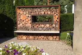 Bild Von Holzlager B Mit Blech Oben Holzlager Holz Feuerholz