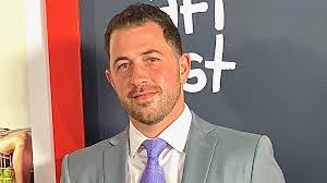 Mark Bauch's Instagram, Twitter & Facebook