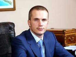 Виктор федорович янукович, украинец, родился 9 июля 1950 года в пос. Syn Yanukovicha Obzhaluet V Mezhdunarodnyh Sudah Priznanie Ego Banka Neplatezhesposobnym Advokat Gordon