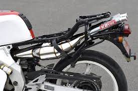 k2tecの後方排気のtzr250 3ma ストリート用チャンバー 特集記事 最新情報 モトride チャンバー バイク 絶版