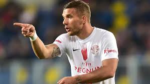 @mangal_doener @mangal_lp10_lahmacun @icecreamunited @strassenkickerbase ⚽️ @strassenkicker @myshot.de www.myshot.de. Geisterspiel Sieg Lukas Podolski Uberrascht Mit Antalyaspor Kicker
