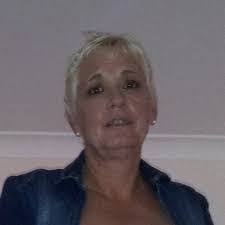 Deidra Perkins's Instagram, Twitter & Facebook