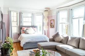 I wanted to group together some of the decorating tips i used when we were renting this last year. Temporary Decorating Ideas For Renters Apartment Therapy