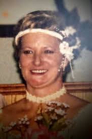 Robin Brummett's Instagram, Twitter & Facebook