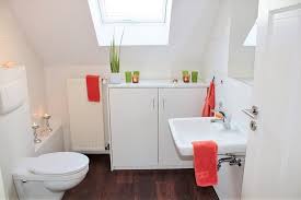 Design interior rezidențial renovare băi design lumini design interior baie. Amenajezi Singur 20 De Solutii Pentru O Baie Mica Gabi Ralea Diy Decor